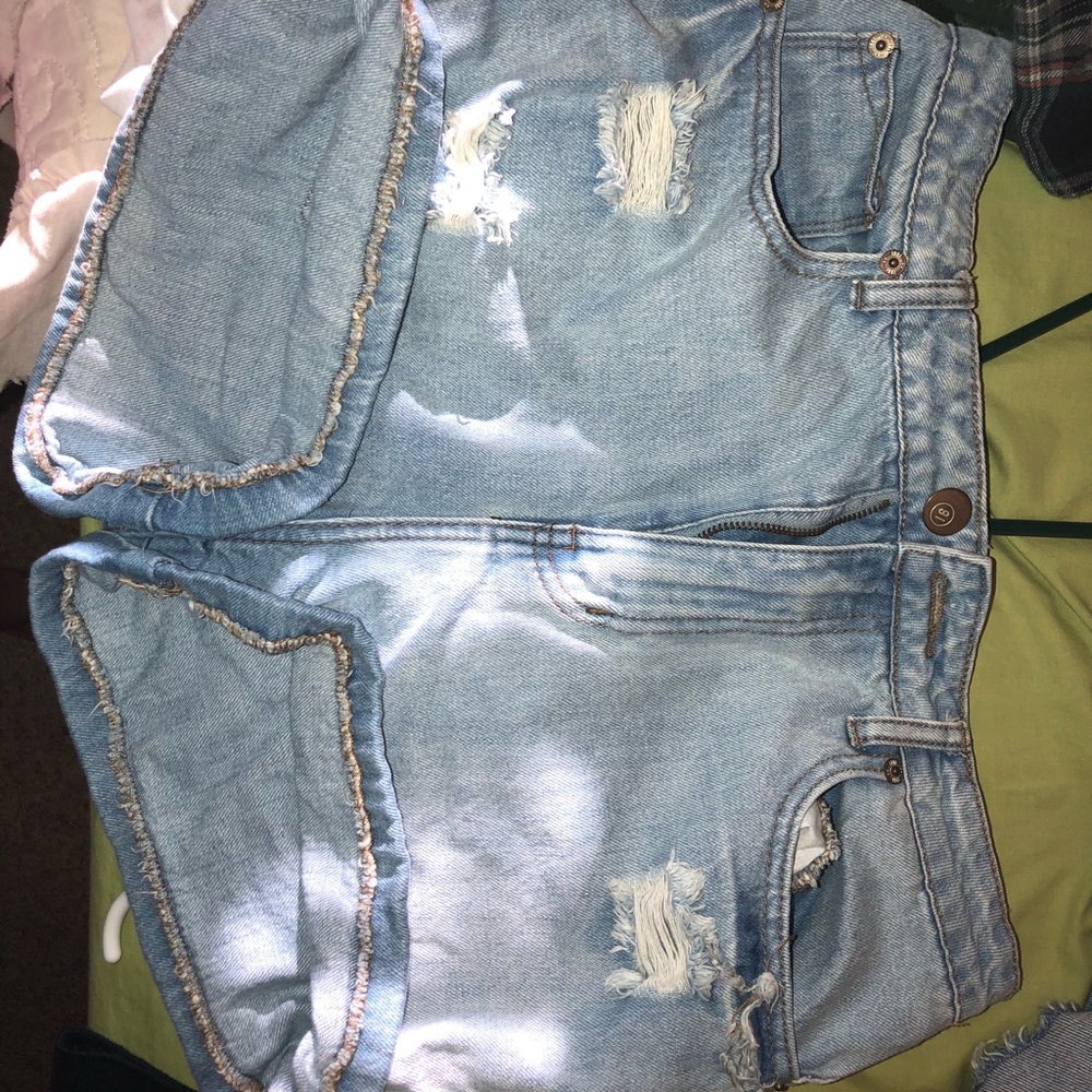 Cute high waisted shorts